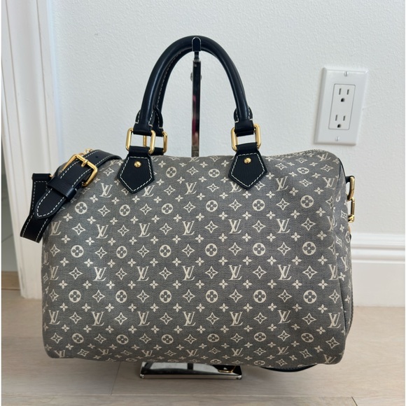 Louis Vuitton Speedy - Picture 2 of 14